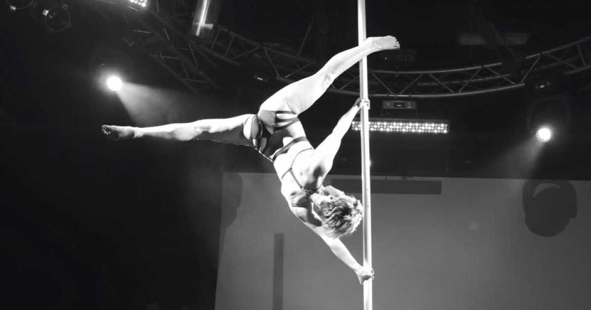 Pole dance, donne che ballano attorno a un palo: �Ma non � erotismo�